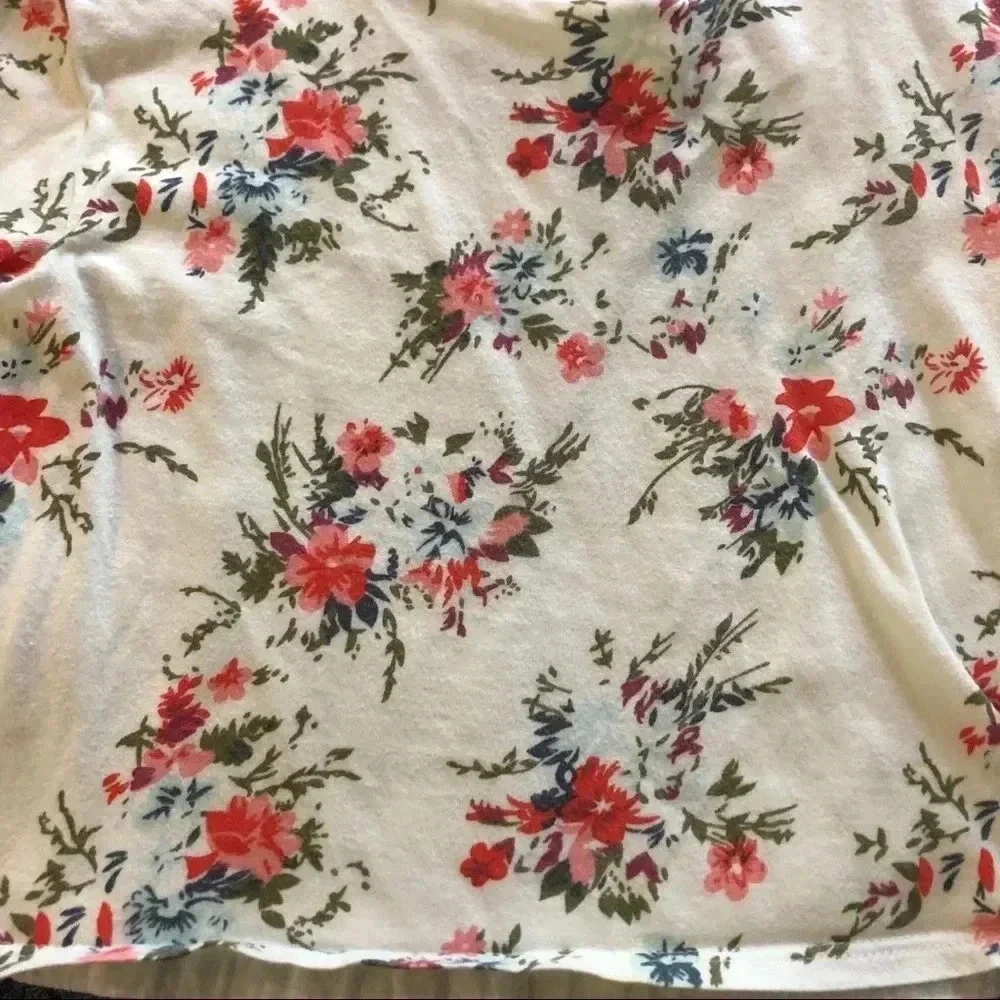 Gap small 6-7 girls floral peplum long sleeve top chambray white